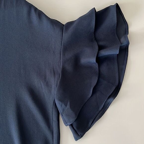 NWT Banana Republic Shift/Column V-Neck Dress with
Ruffled Sleeves Navy Size 0 - Picture 7 of 7